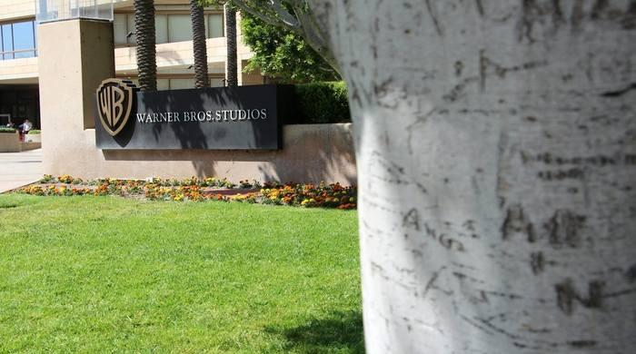 Paramount outshines Netflix with bold $108 billion bid to acquire Warner Bros.