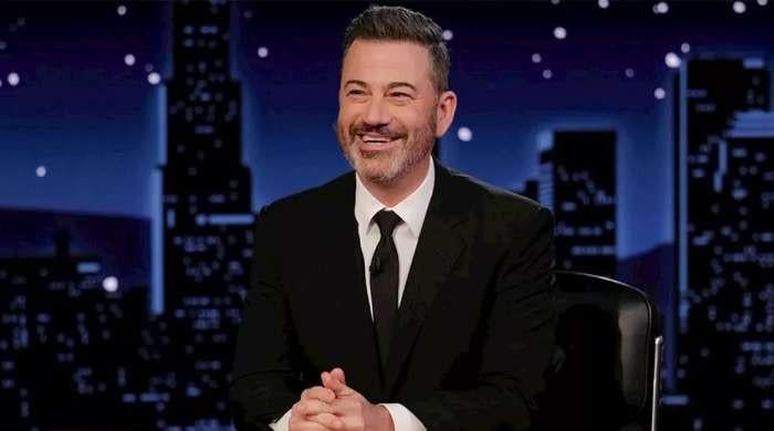 Jimmy Kimmel celebrates contract extension with ABC months after suspension