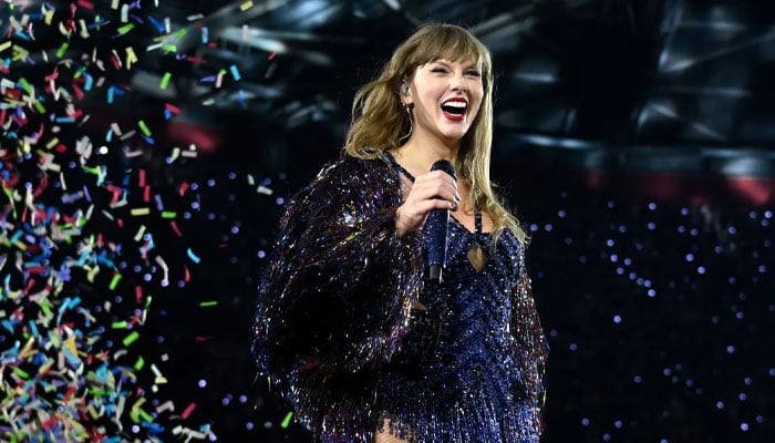 Taylor Swift begins 36th birthday countdown with gal pals