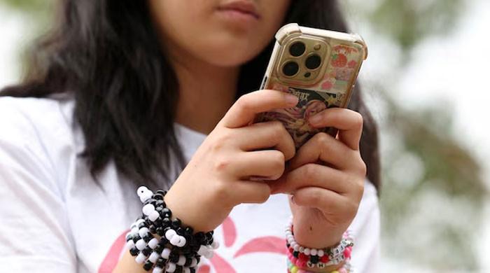 Australia begins enforcing world-first teen social media ban