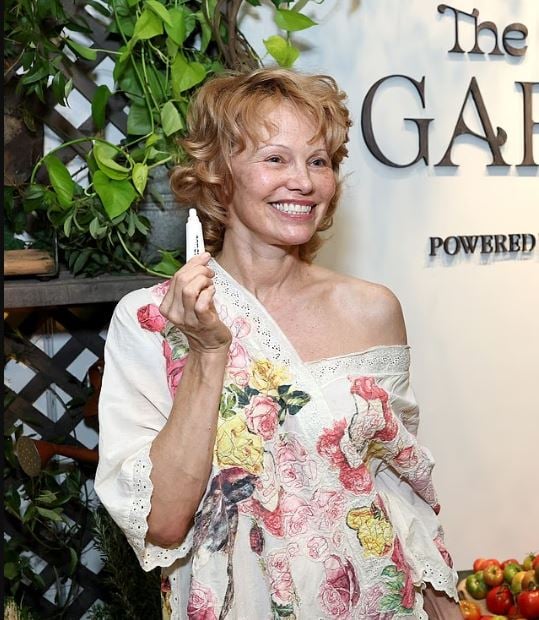 Pamela Anderson explains her no makeup look, red hair transformation