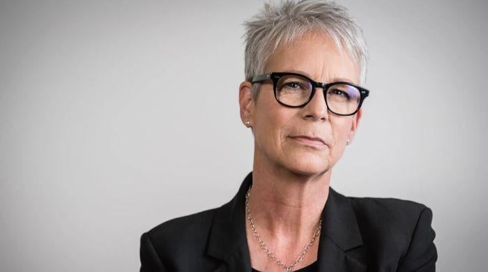 Jamie Lee Curtis decides to step away from social media for holidays 