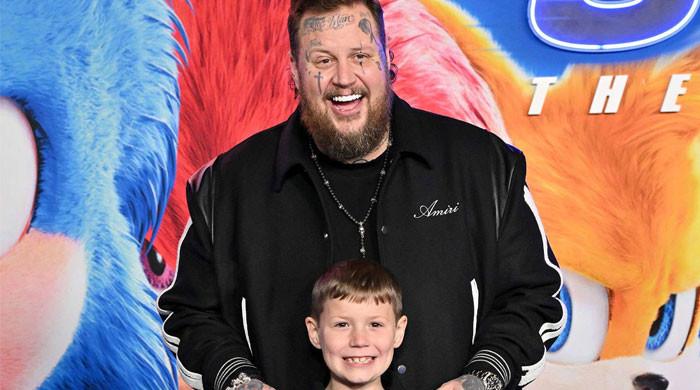 Jelly Roll makes rare appearance with son Noah 