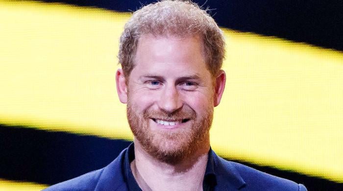 Prince Harry leaves critics baffled in uneasy moment: watch
