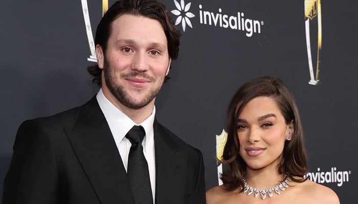 Hailee Steinfeld pregnancy reveal: Celebs flood her with wishes