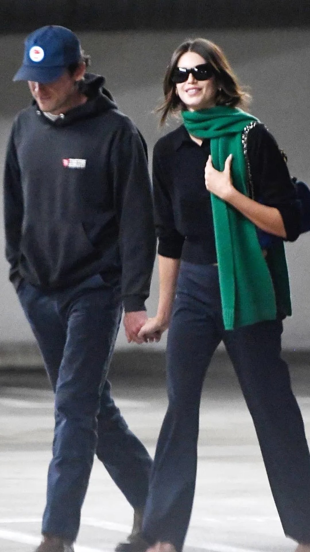 Kaia Gerber, Lewis Pullman dont hold back on PDA during day out