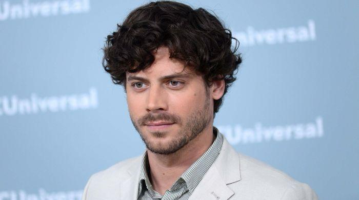 François Arnaud hits back at critics of ‘Heated Rivalry' intimate scenes