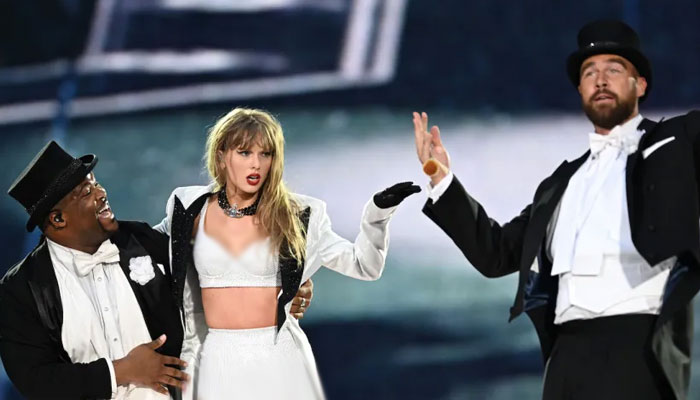 Taylor Swift gets heart melting tribute from Eras Tour dancers