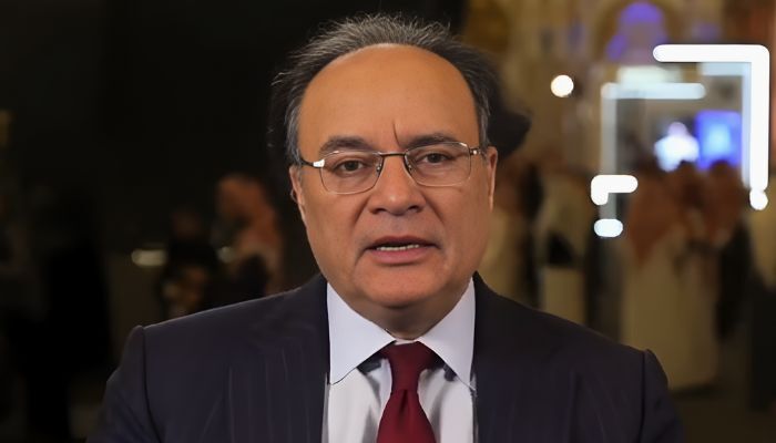 Finance Minister Muhammad Aurangzeb giving an interview to CNN Business Arabia. — X/@kschehzad