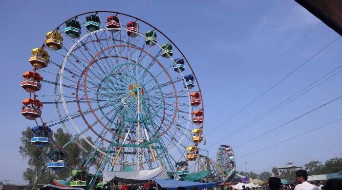 Three children injured as Ferris wheel collapses in Sialkot