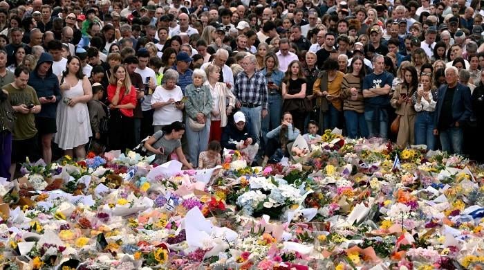 Timeline: How the Bondi Beach mass shooting unfolded