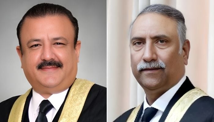 IHC Justice Tariq Jahangiri (left) and IHC Chief Justice Sarfraz Dogar. — IHC website