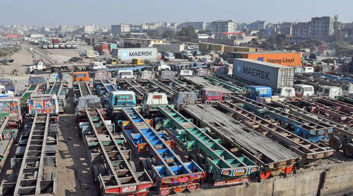 Goods transporters end strike after 'successful talks' with authorities