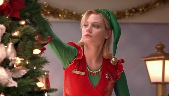 Zooey Deschanel reveals how she earned her role in ‘Elf