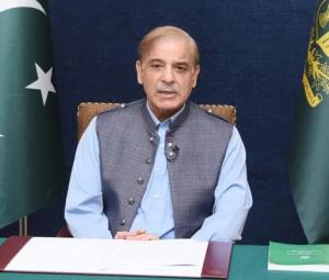 On International Migrants Day, PM calls overseas workers backbone of economy