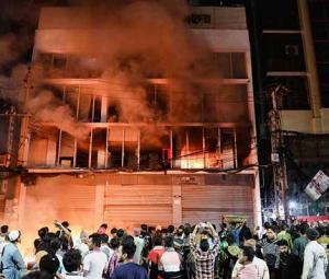 Violence erupts in Bangladesh after wounded youth leader dies