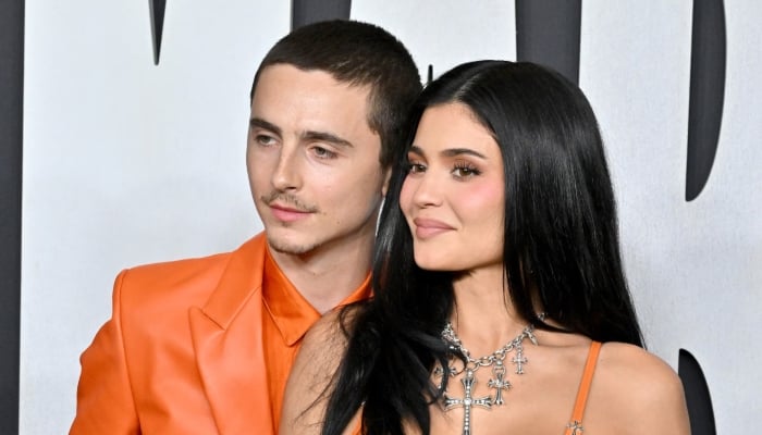 Timothée Chalamet praises Kylie Jenner’s billion-dollar success in song
