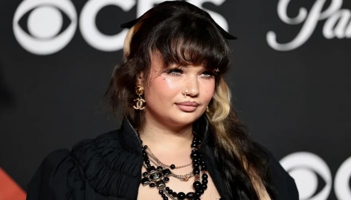 Lola Young makes first public appearance after onstage collapse