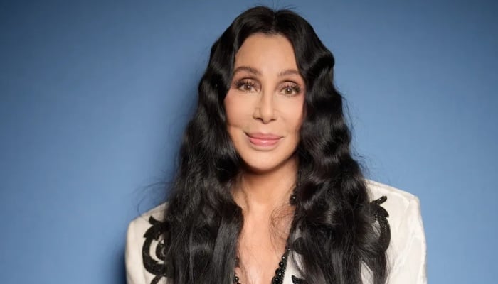 Cher goes viral for looking ageing backwards in SNL clip