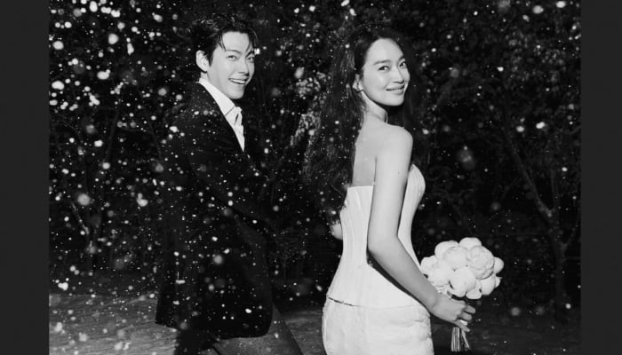 Kim Woo-bin, Shin Min-ah tie knot in snowy wedding as first photo revealed