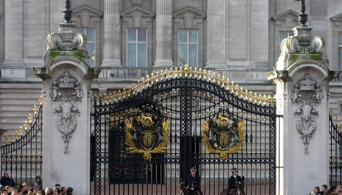 King Charles revamps the iconic Palace gates