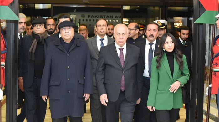 President Zardari embarks on Iraq visit to expand trade, energy, and diplomatic ties