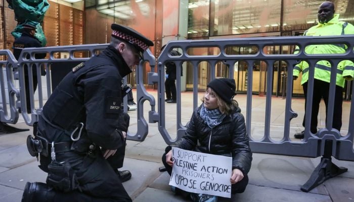 UK police detain Greta Thunberg in City of London protest