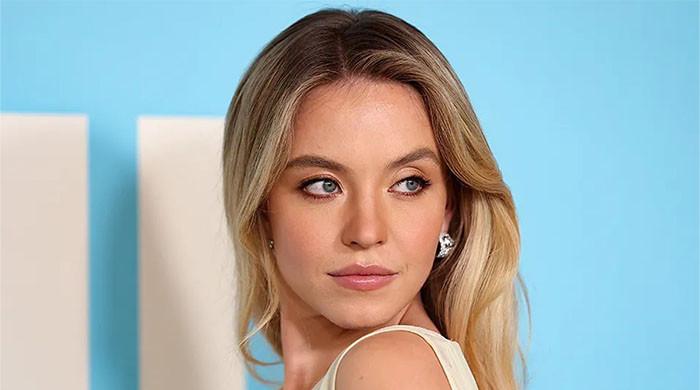 Sydney Sweeney reacts to Taylor Swift's song in 'The Housemaid'