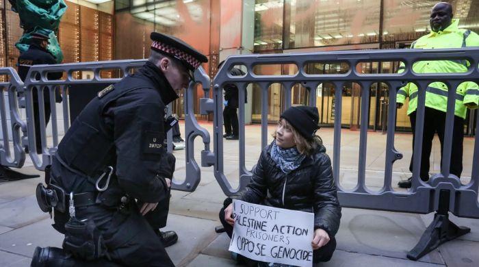 UK police detain Greta Thunberg in City of London protest