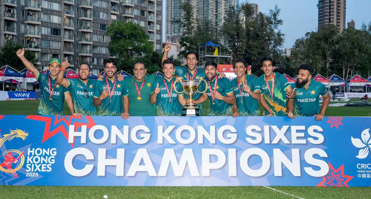 Pakistan team celebrates after defeating Kuwait to win the Hong Kong Sixes 2025 final at the Mission Road Ground in Mong Kok, Hong Kong, on November 9, 2025. – PCB