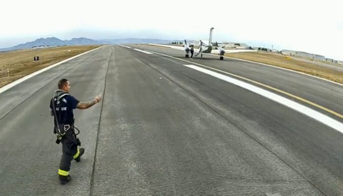 Autopilot triumph: Airplane lands itself during real-life emergency