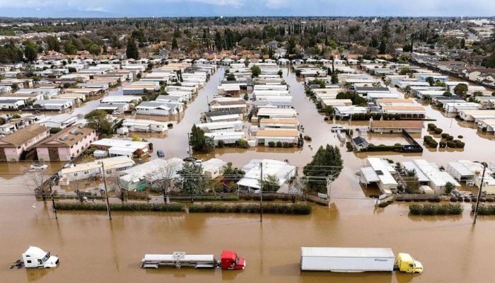 Flash flood warning in effect across Southern California as rare Christmas storm hits
