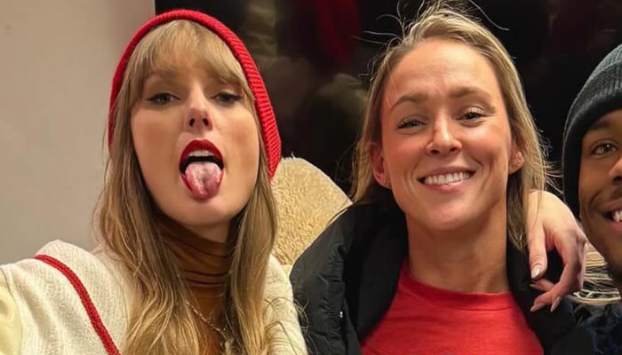 Kylie Kelce answers Jason, Travis burning questions about Taylor Swift