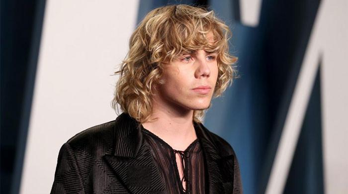 The Kid LAROI sets record straight on 'Stay' songwriting credits