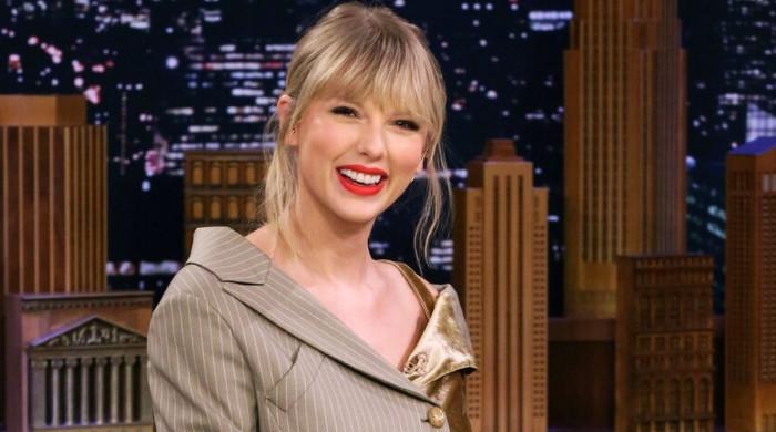 Taylor Swift wins hearts with generous move: 'She's a national treasure'