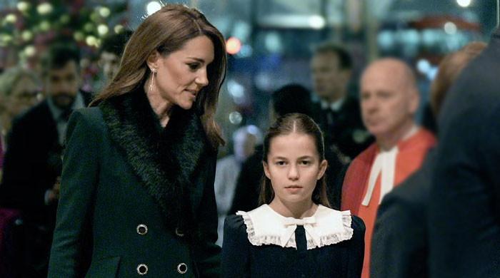 Princess Charlotte duets with mum Princess Kate for Christmas? Watch