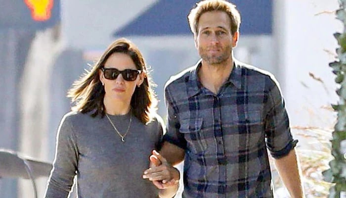 Jennifer Garner and her longtime partner John Miller spotted before Christmas