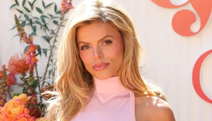 Brooks Nader reveals her least favourite Holiday decorations