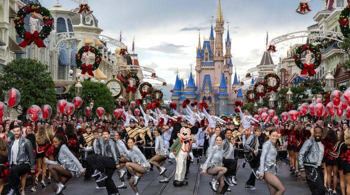 How to watch 2025 Disney park magical Christmas Day parade?