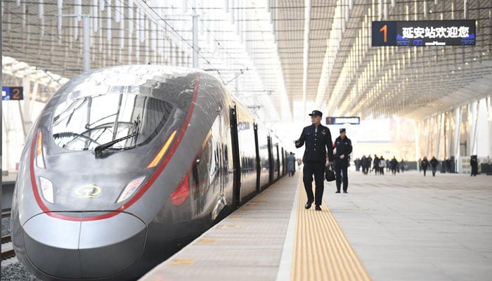 A China Railways high-speed train seen in Beijing South station. — X@XHNews