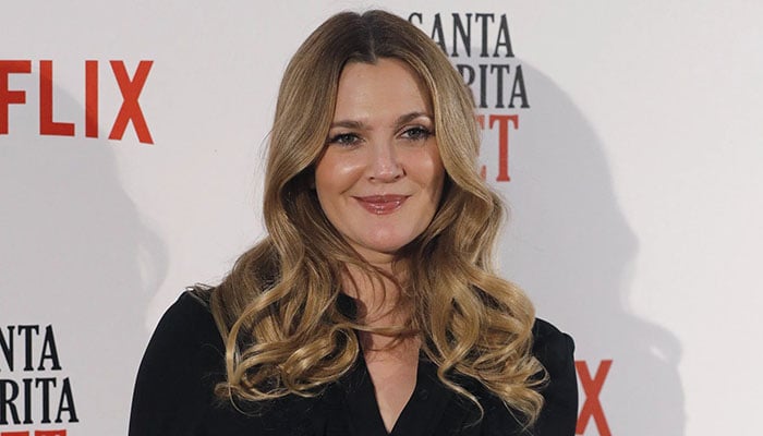 Drew Barrymore embraces aging with makeup-free selfie