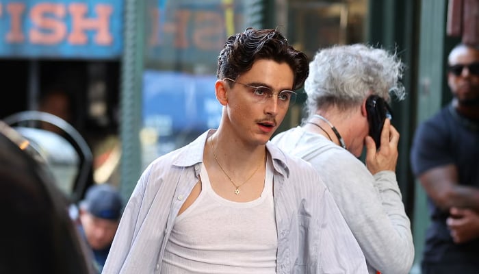 Timothée Chalamet faces REAL danger in ‘Marty Supreme’ paddle scene