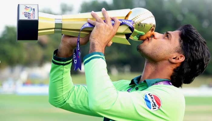Pakistan U19 skipper poses with Asia Cup Trophy after clinching victory in final against India. — Intagram/@ACC