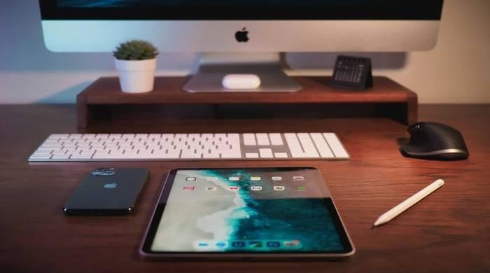 Apple discontinued over 20 devices in 2025: See full list here