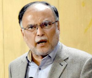 Ahsan Iqbal issues clarification on disruption during live TV show