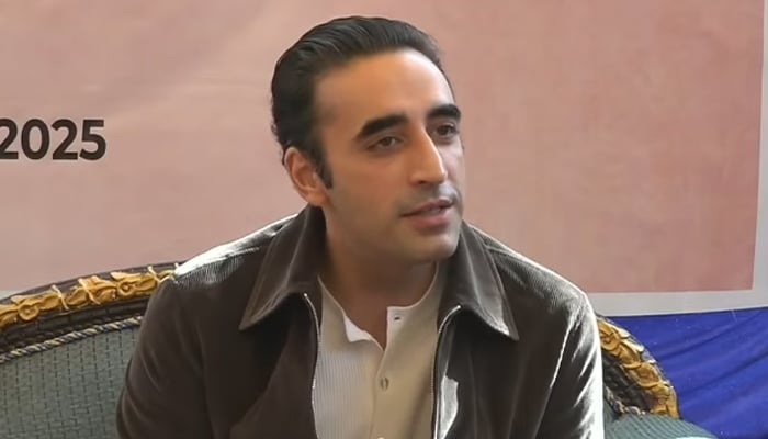 PPP Chairman Bilawal Bhutto-Zardari speaks to the media in Larkana, on December 28, 2025. — Geo News