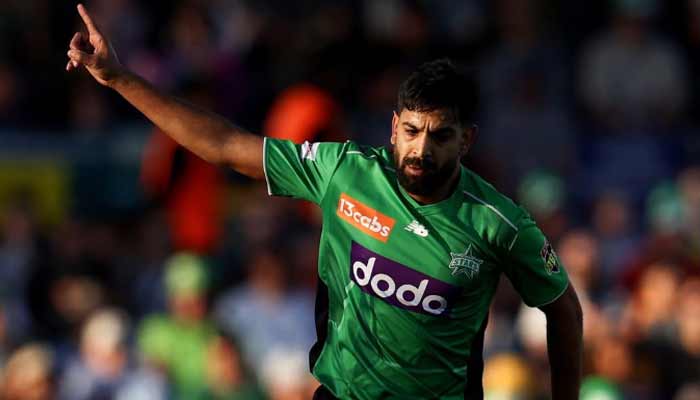 Haris Rauf in action after taking wicket while representing Melbourne Stars against Sydney Thunder in Big Bash League (BBL) 15. — Instagram/@BBL