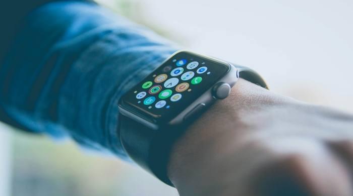 WhatsApp users can now unpair Apple Watch without losing data