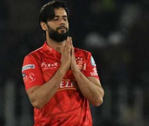 Imad Wasim announces divorce after over six years of marriage