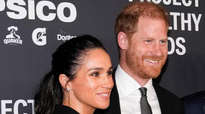 Meghan and Harry's decisions raise eyebrows again: watch